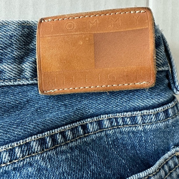 Vintage Y2K Tommy Hilfiger Stone Washed Jeans Size, 4 - Picture 7 of 8